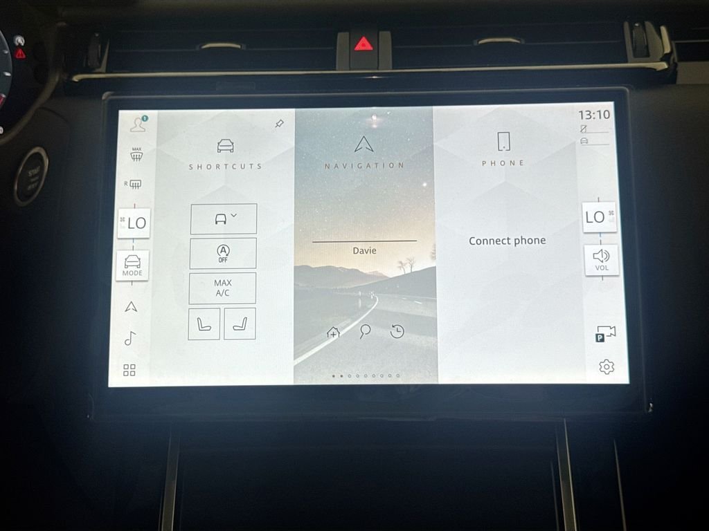 New 2026 Fuji White Land Rover Dynamic SE image 15