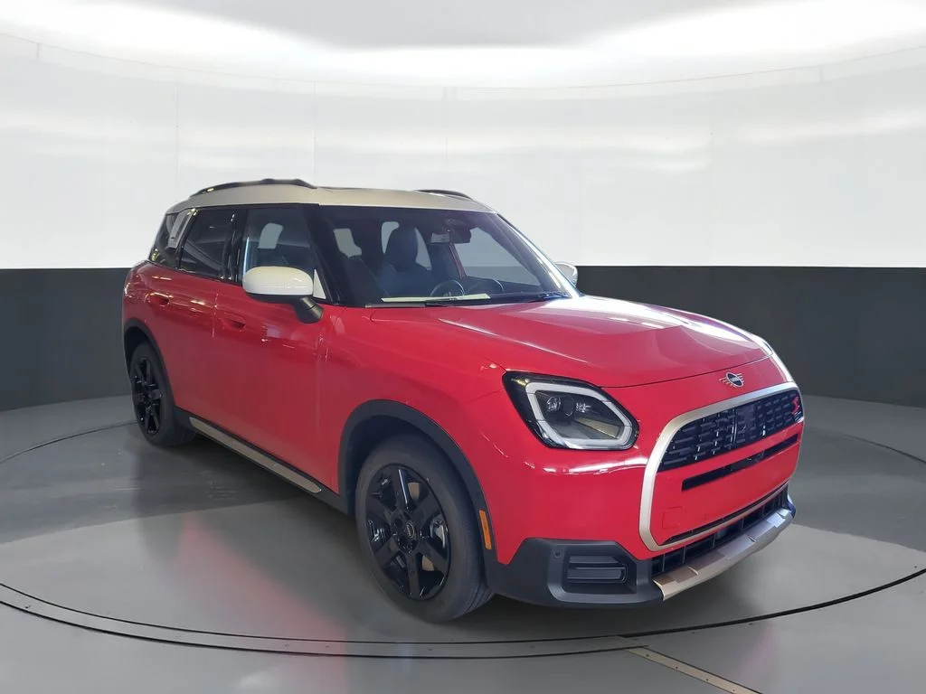 Used 2026 Red MINI  image 2