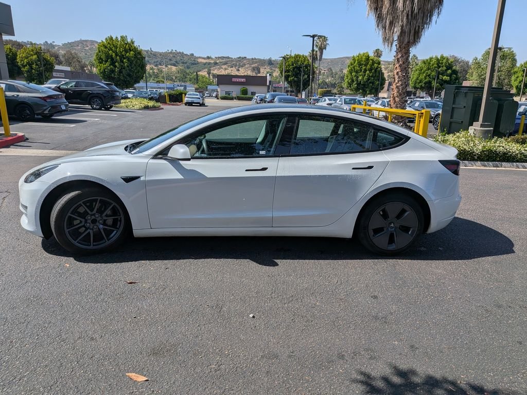Used 2023 White Tesla Base image 4