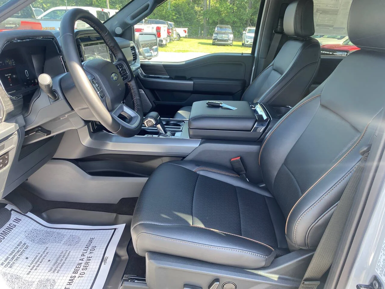 2025 Ford F-150 Lariat - Photo 8