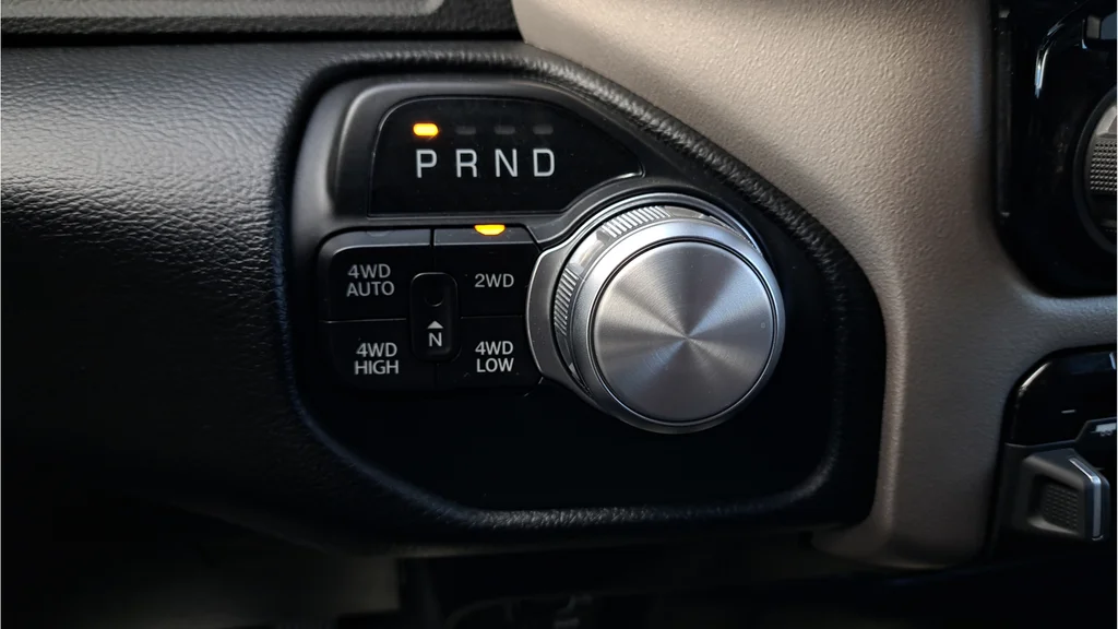 Used 2021 Silver Ram Laramie image 23