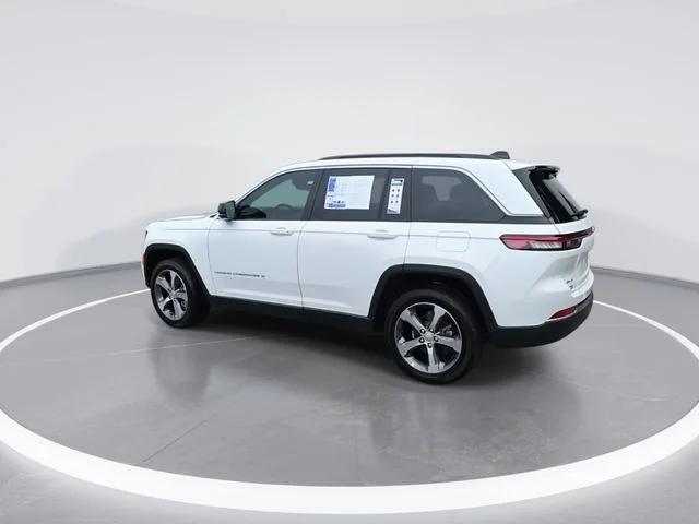 Used 2026 White Jeep Limited image 6