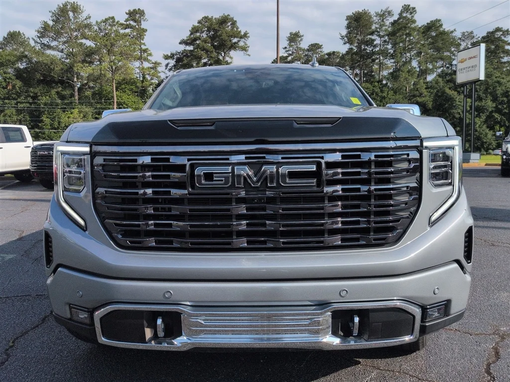 Used 2026 Sterling Metallic GMC Denali Ultimate image 32