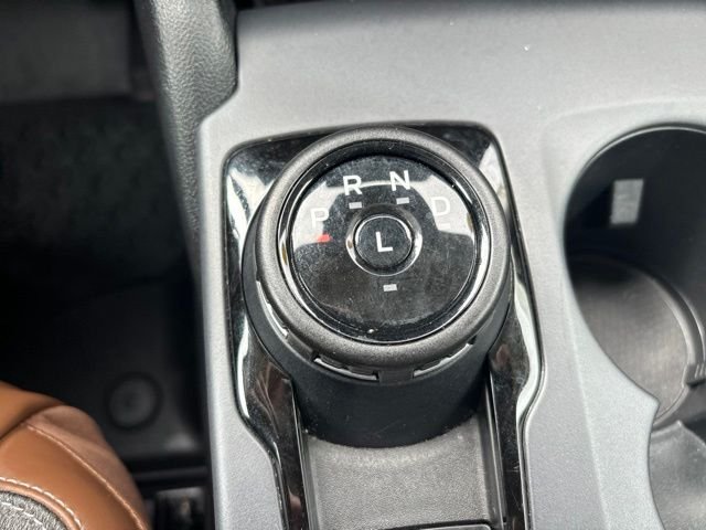 Used 2022 Red Ford Outer Banks image 29