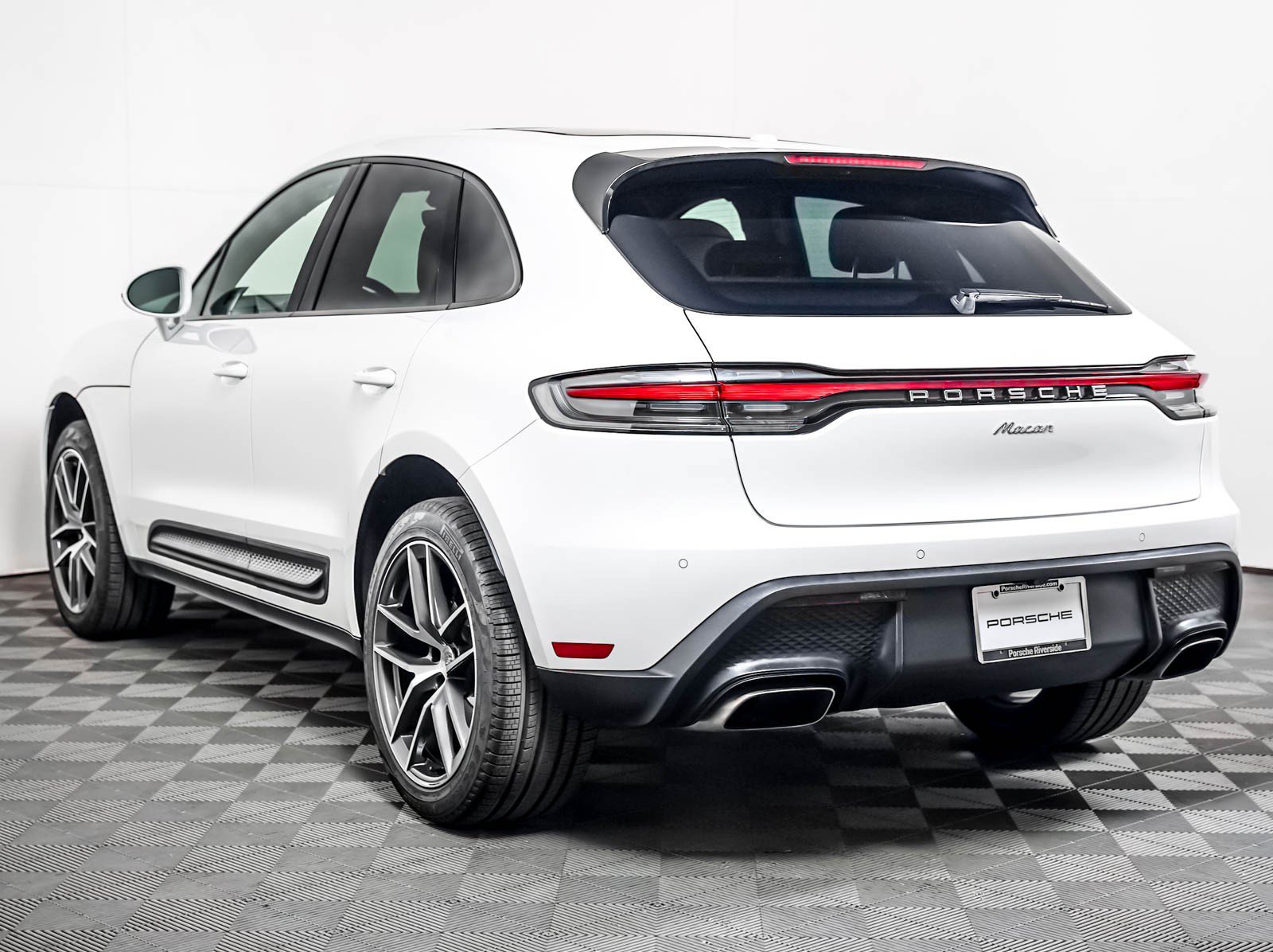 Certified Used 2026 White Porsche  image 3