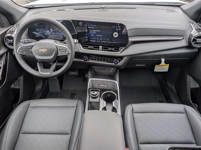 New 2027 Summit White Chevrolet LT image 41