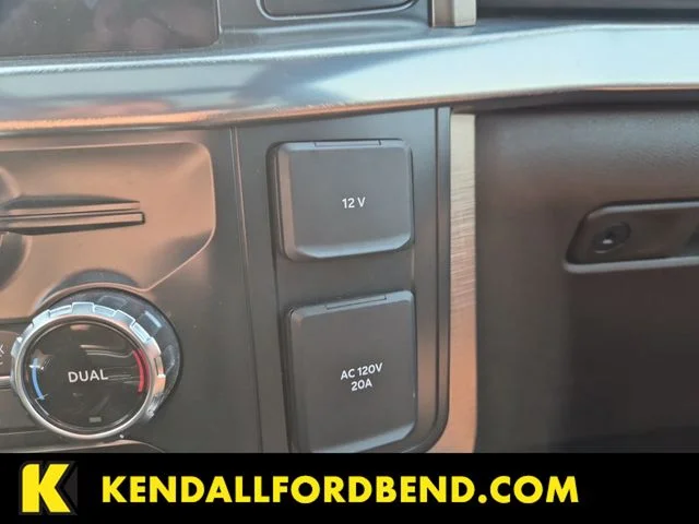 Certified Used 2025  Ford King Ranch image 19
