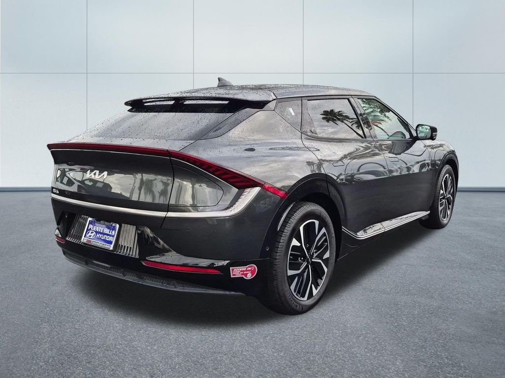 2023 Kia EV6 Wind - Photo 6