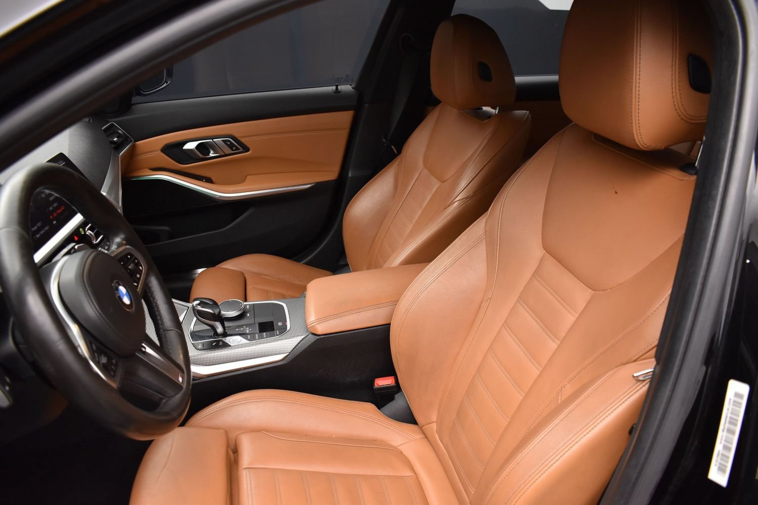 Used 2020 Black Sapphire Metallic BMW M340i xDrive image 10