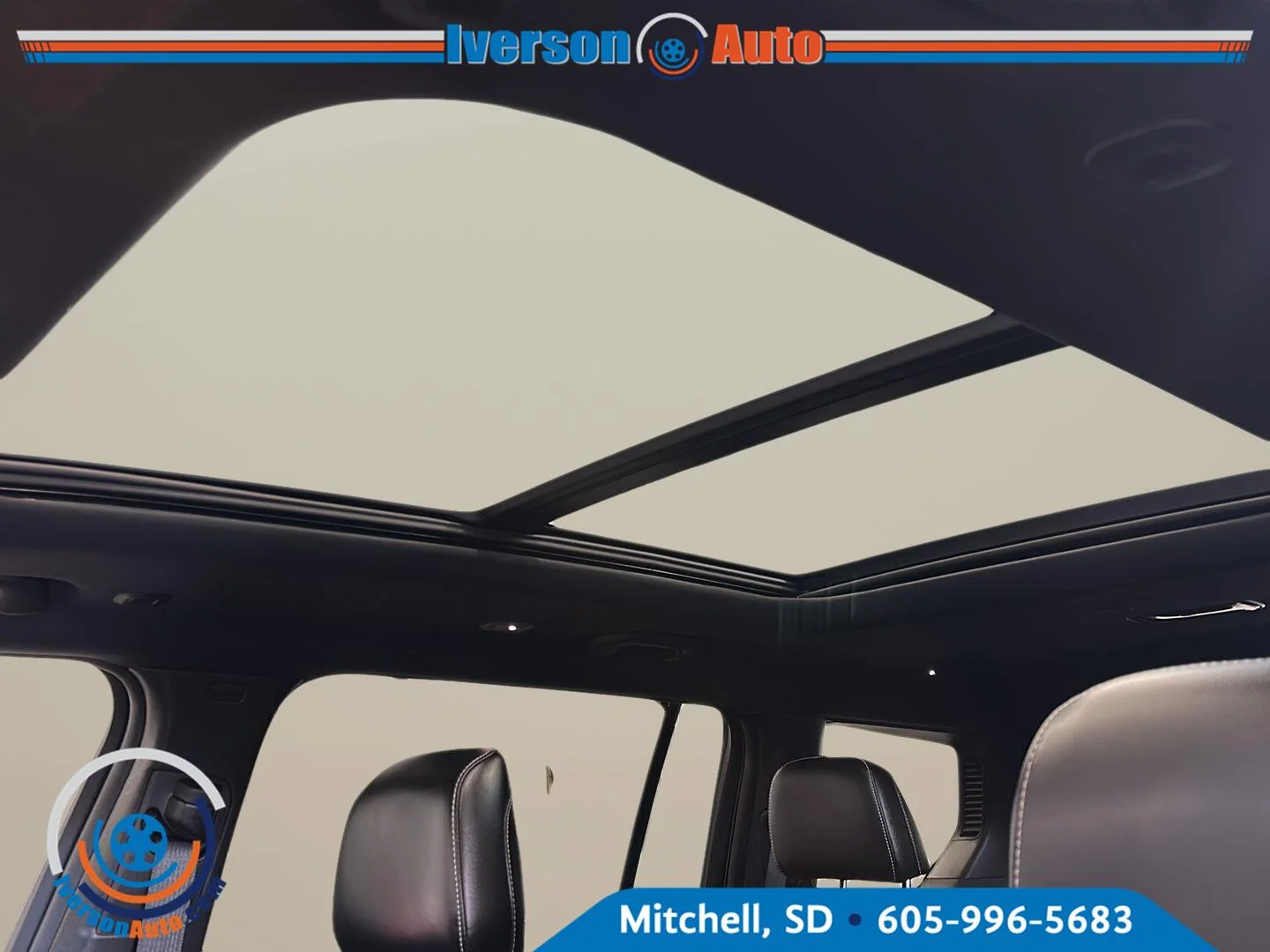 Used 2024 Baltic Gray Metallic Clearcoat Jeep Limited image 24