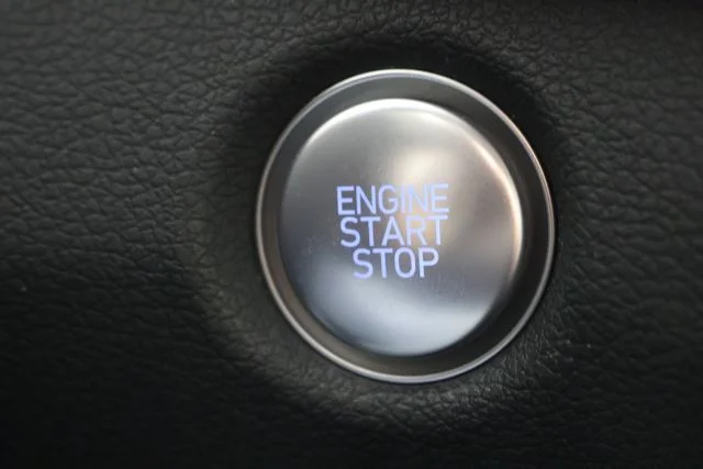 Used 2023 Black Hyundai SEL image 17