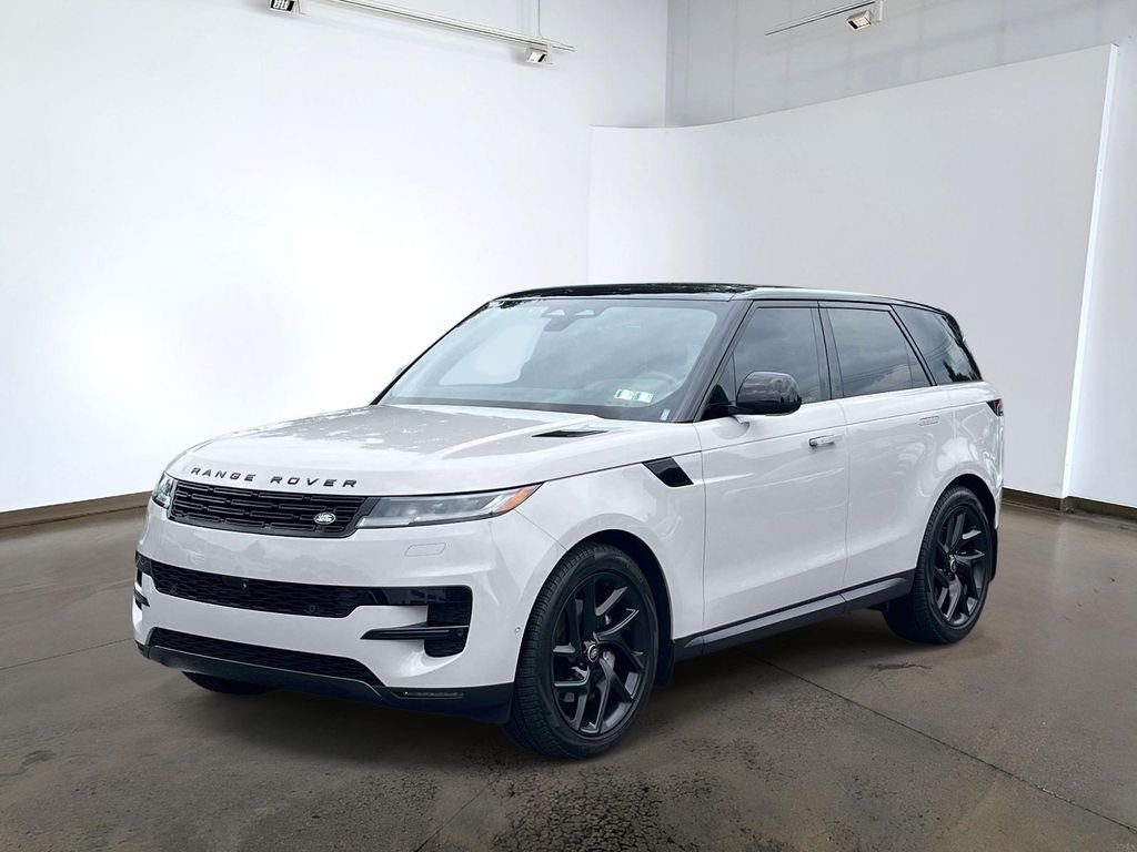 Used 2025 Borasco Gray Metallic Land Rover SE image 1