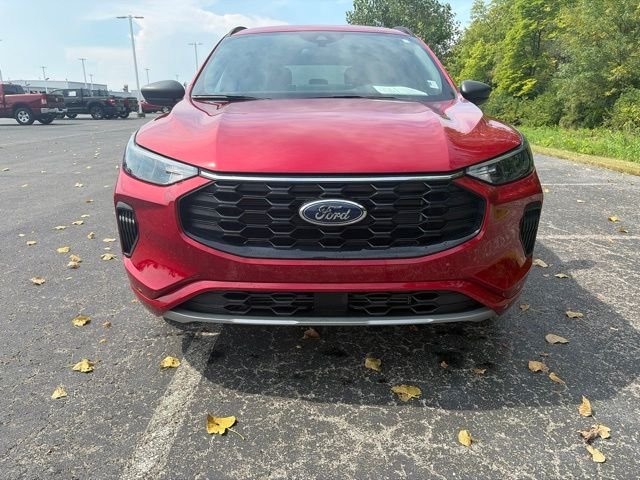 Used 2023 Rapid Red Metallic Tinted Clearcoat Ford ST-Line image 6