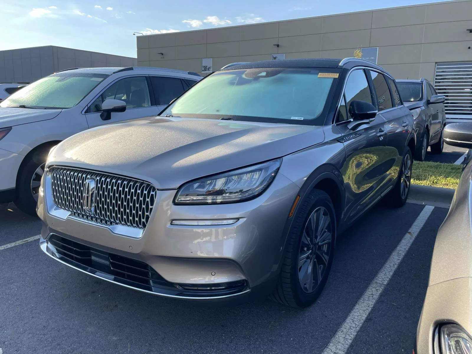 Used 2020 Iced Mocha Lincoln Reserve image 2