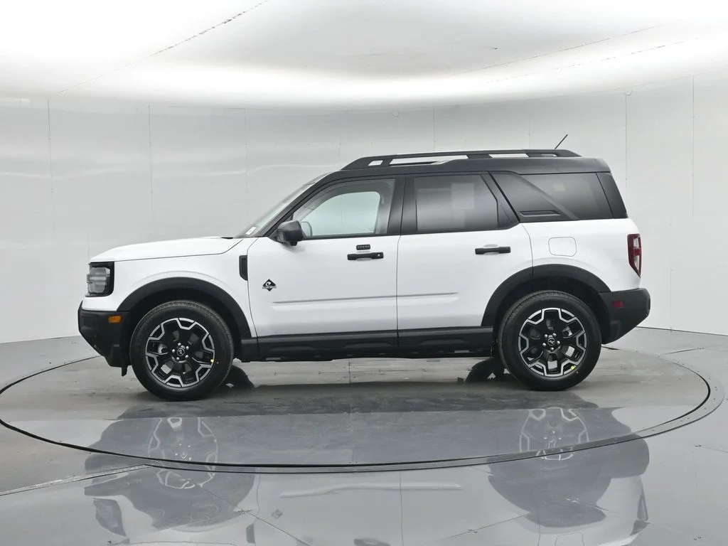 New 2026 Oxford White Ford Outer Banks image 34