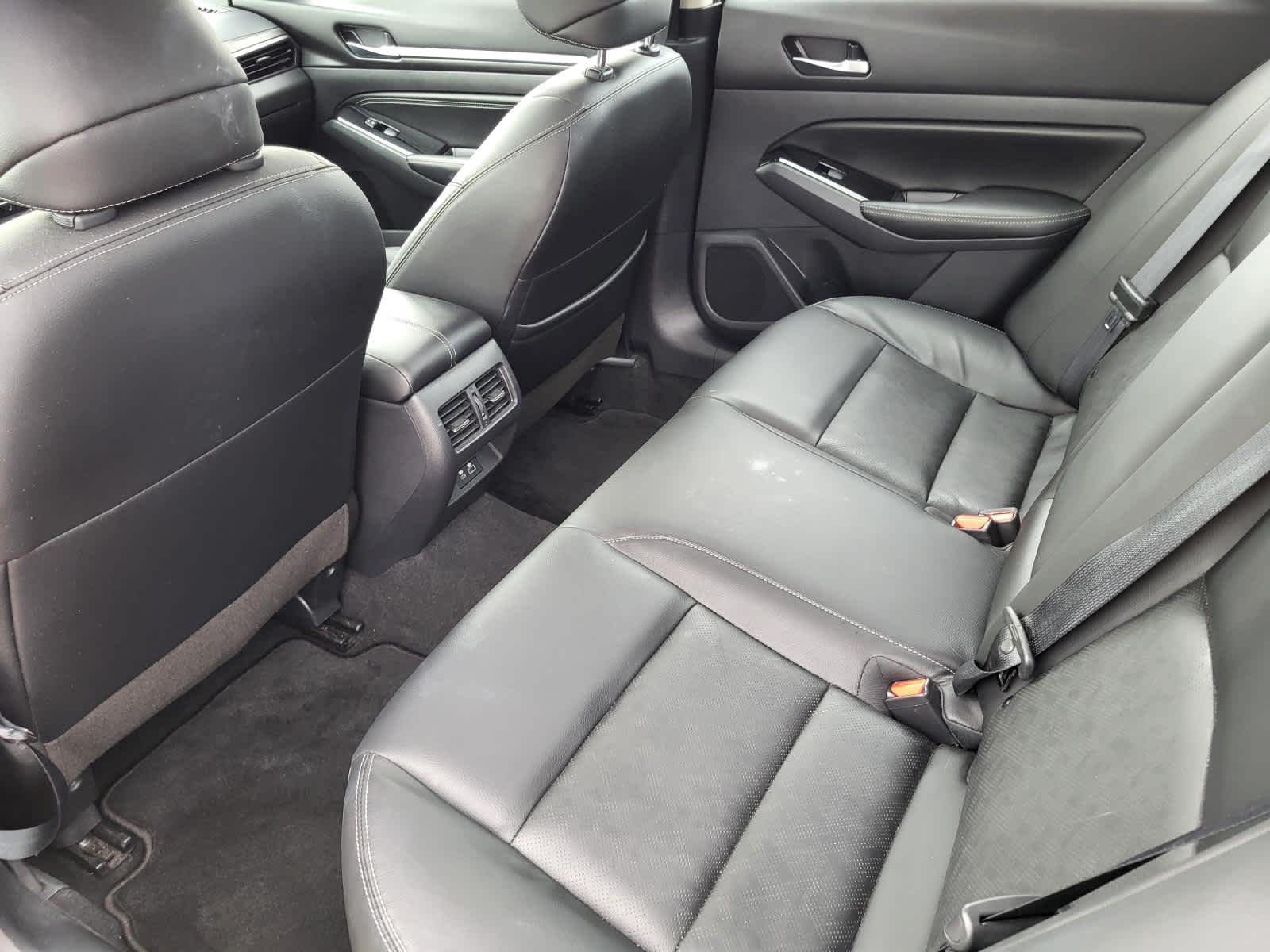 Used 2023 Super Black Nissan 2.5 SL image 13