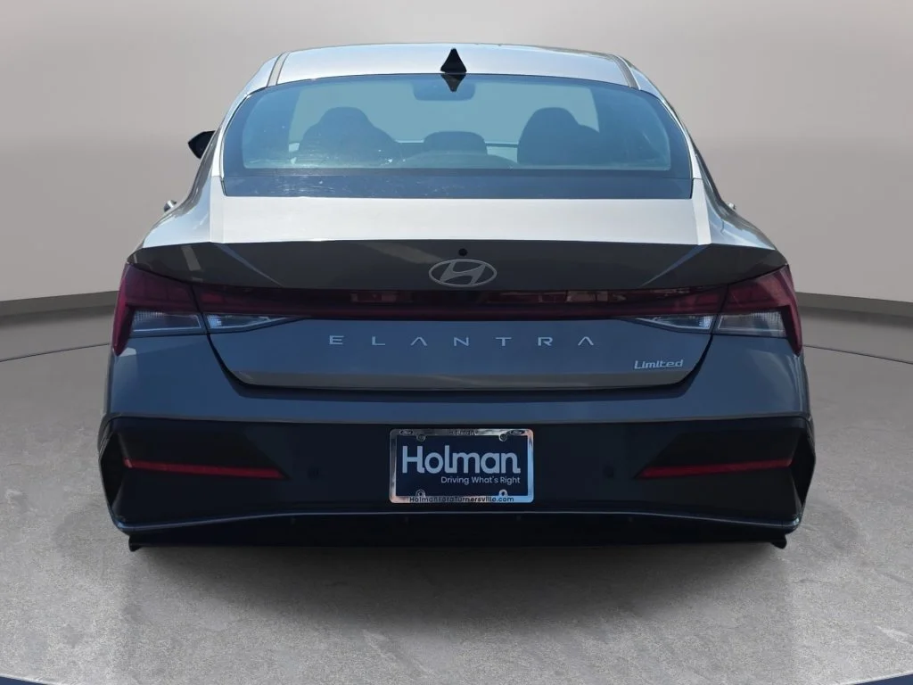 Certified Used 2024 Metal Hyundai Limited image 6