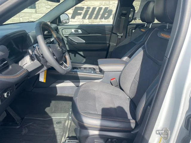 2026 Ford Explorer Tremor - Photo 14