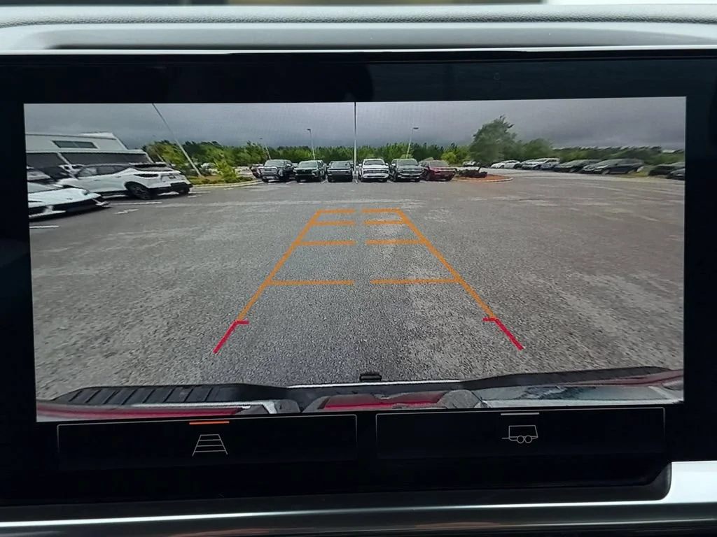 Used 2024 Downpour Metallic GMC SLE image 21