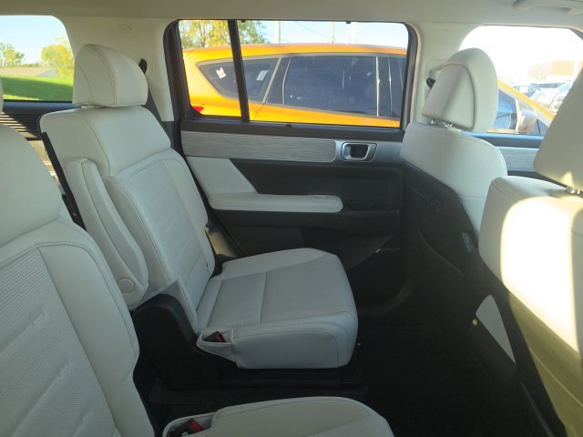 Certified Used 2024 White Hyundai Calligraphy image 5