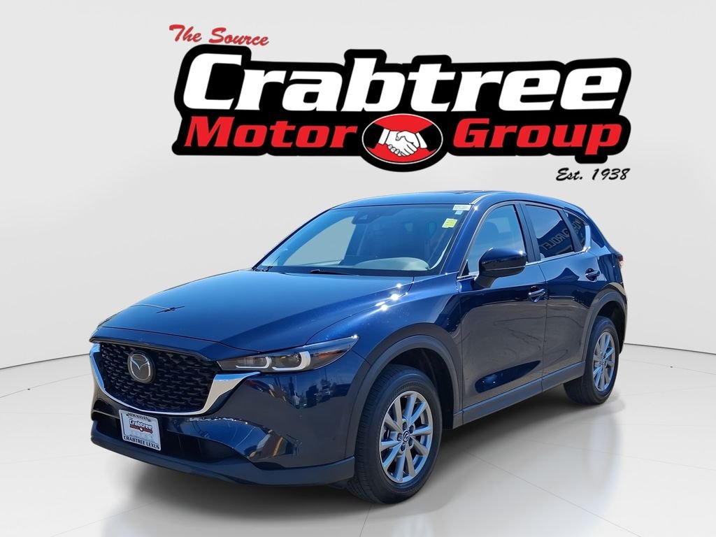 2022 Mazda CX-5 S Preferred package Auto AWD's photo