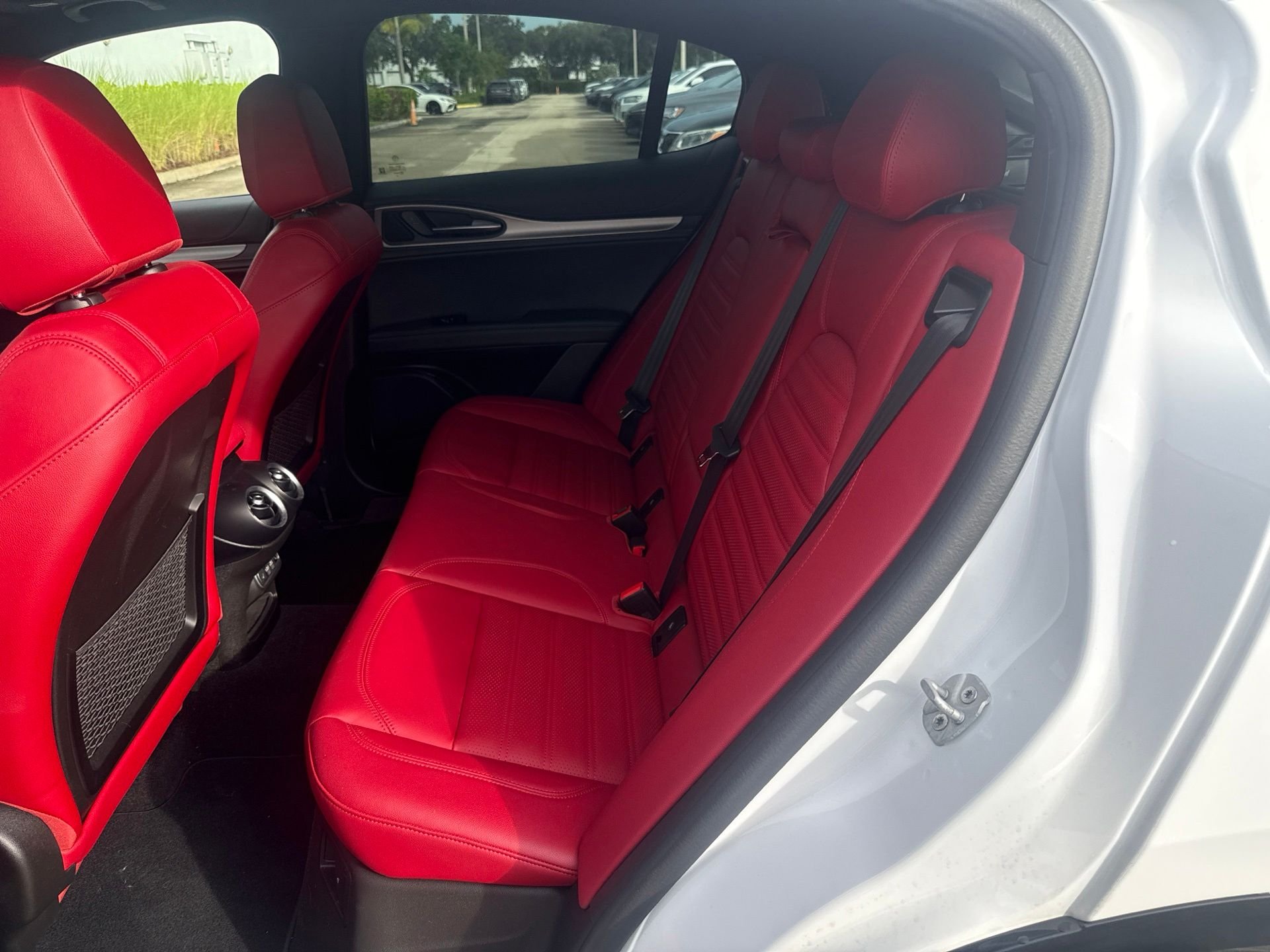 Used 2024 White Alfa Romeo Veloce image 11