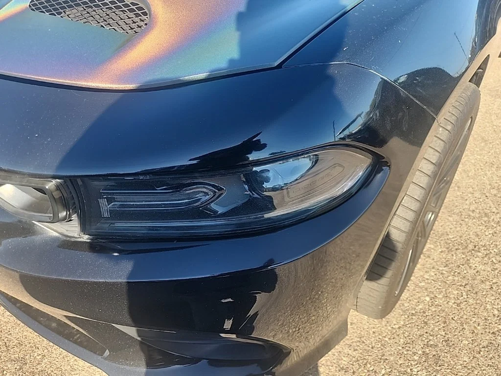 Used 2019 Black Dodge SXT image 5