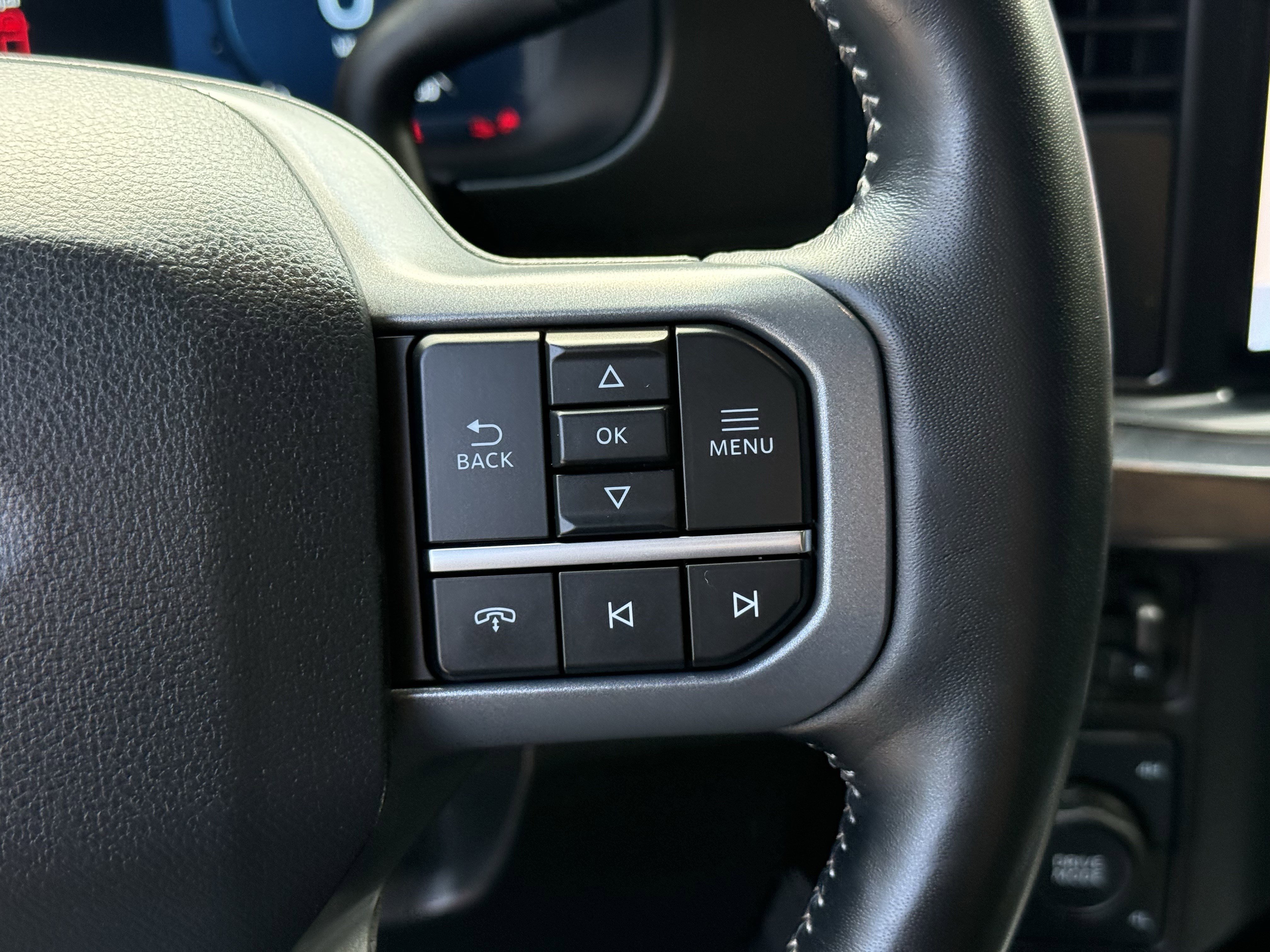 Used 2024 Oxford White Ford LARIAT image 16