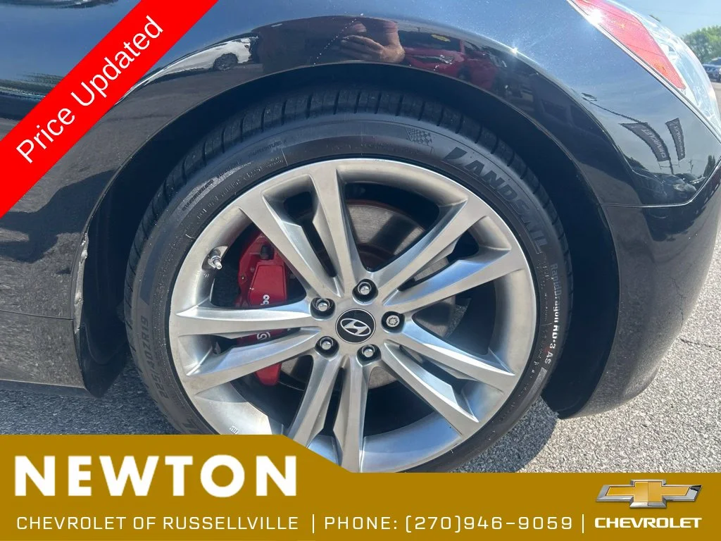 Used 2012 Black Hyundai 3.8 R-Spec image 32