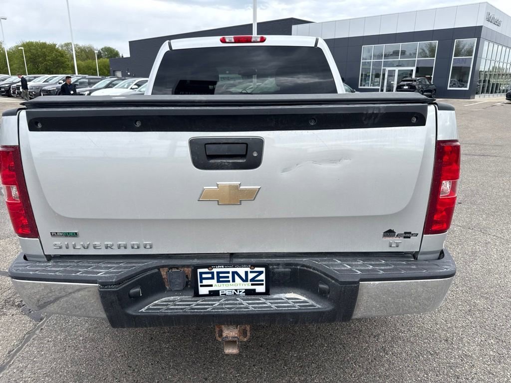 Used 2010 Chevrolet Silverado 1500 LT with VIN 3GCRKSE33AG272071 for sale in Rochester, Minnesota