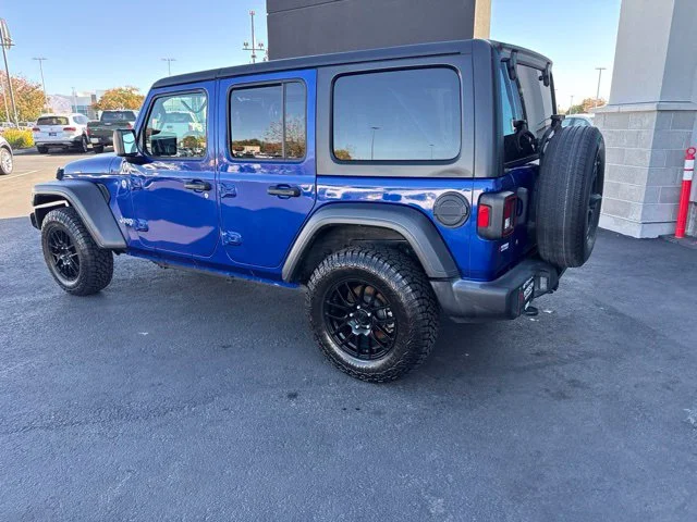 Used 2018 Blue Jeep Unlimited Sport image 5