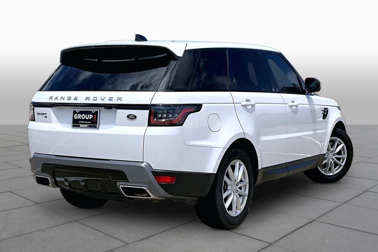Used 2020 Yulong White Metallic Land Rover SE image 13