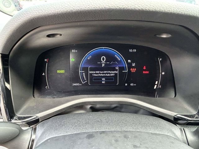 Certified Used 2025  Toyota LE image 29