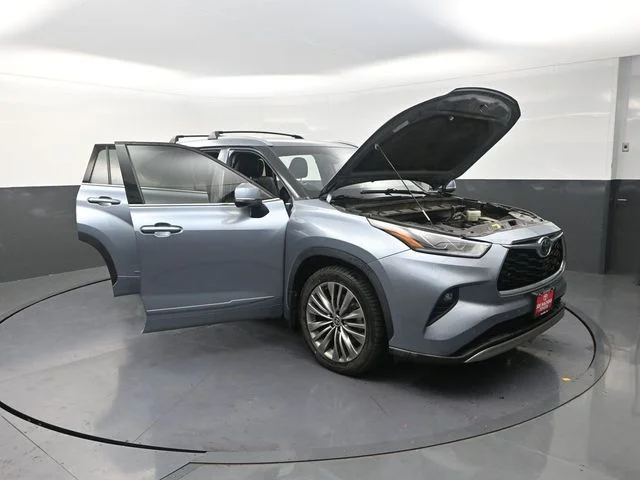 Used 2021 Blue Toyota Platinum image 39