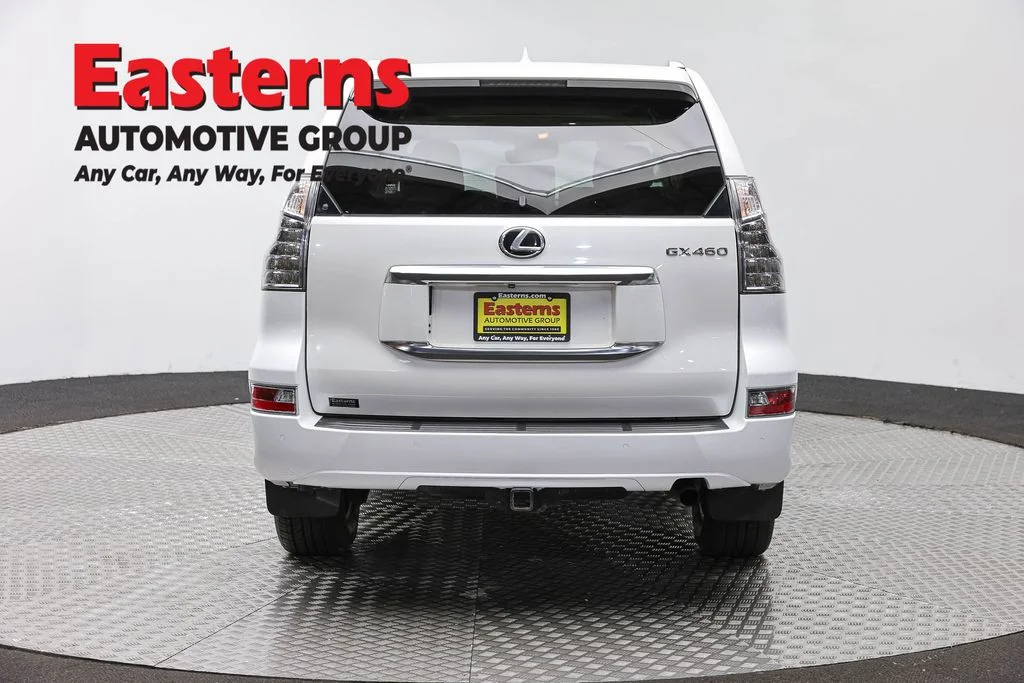 Used 2020 White Lexus 460 image 6