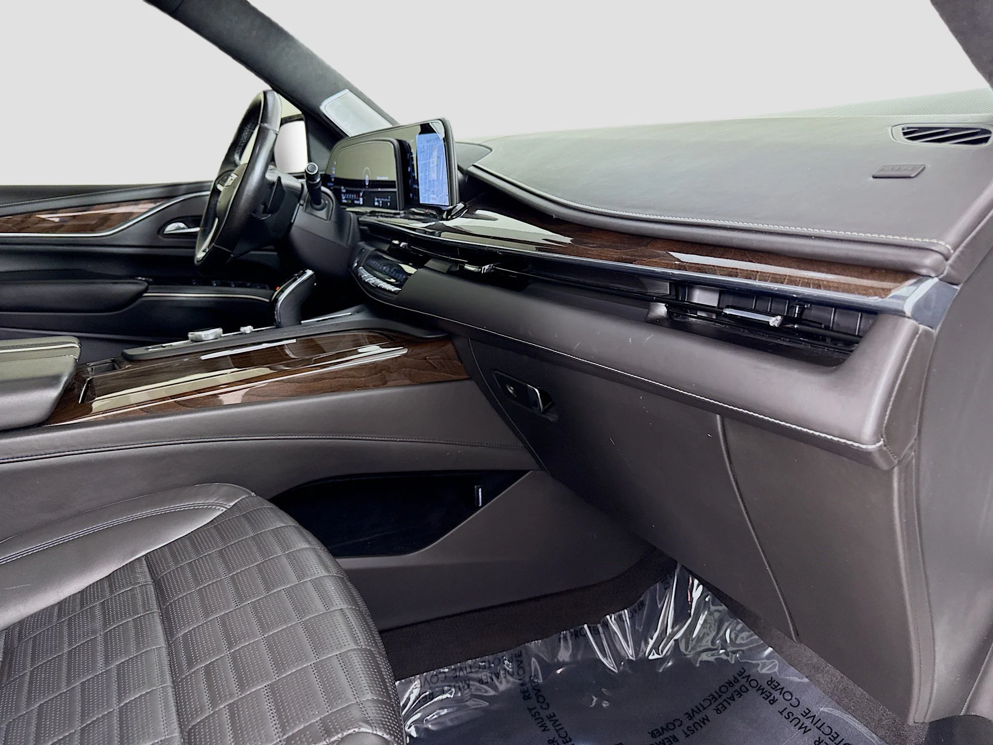 Used 2023 Crystal White Tricoat Cadillac Sport Platinum image 35