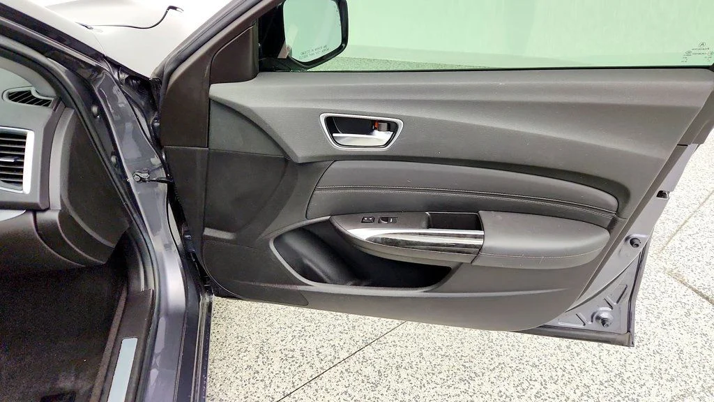 Used 2019 Modern Steel Metallic Acura 2.4L FWD image 25