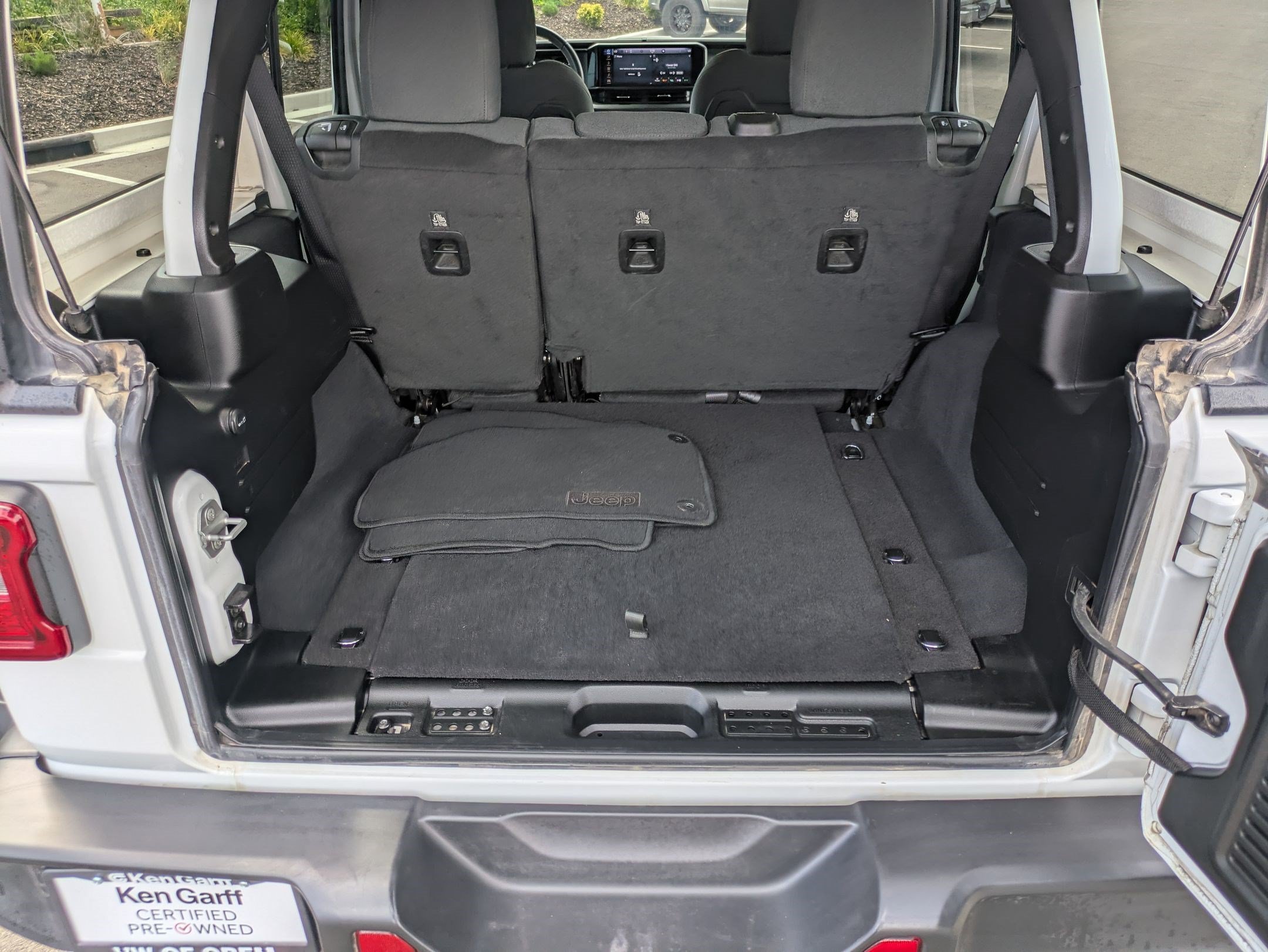 2025 Jeep Wrangler 4-Door Rubicon - Photo 29