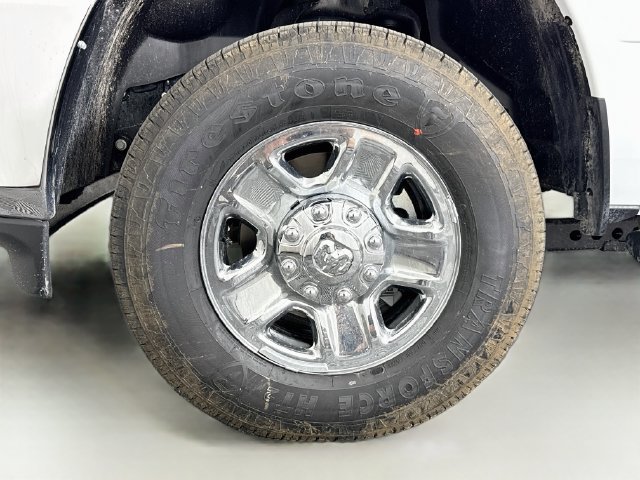 New 2027 Bright White Clear-Coat Exterior Paint RAM Tradesman image 28