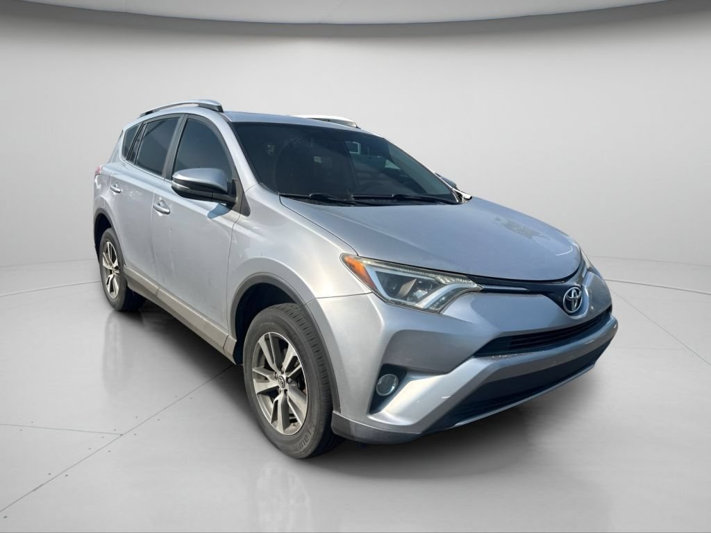 Used 2016 Silver Sky Metallic Toyota XLE image 2