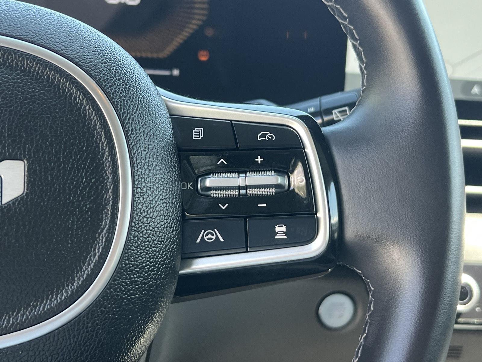 2026 Kia Carnival EX - Photo 33