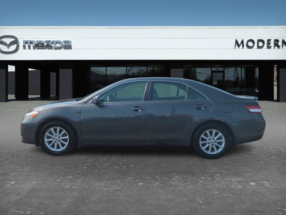 Used 2010 Magnetic Gray Metallic Toyota XLE image 2