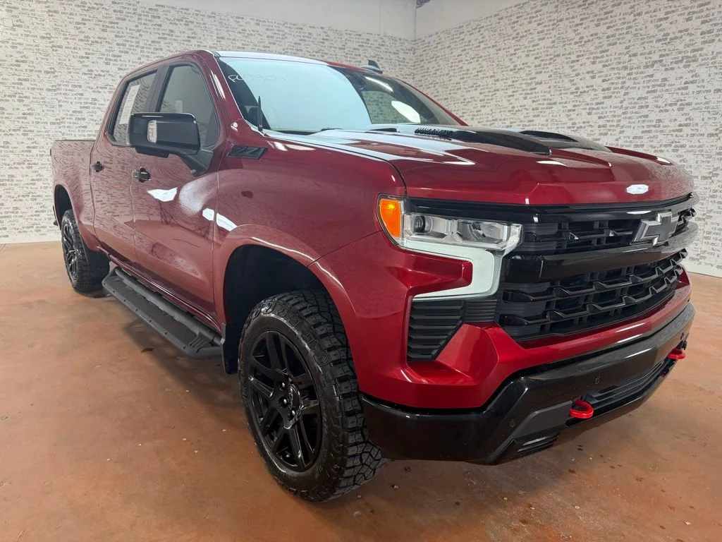 Used 2024 Radiant Red Tintcoat Chevrolet LT Trail Boss image 7