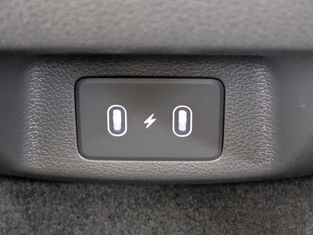 2026 Hyundai Sonata SEL - Photo 13