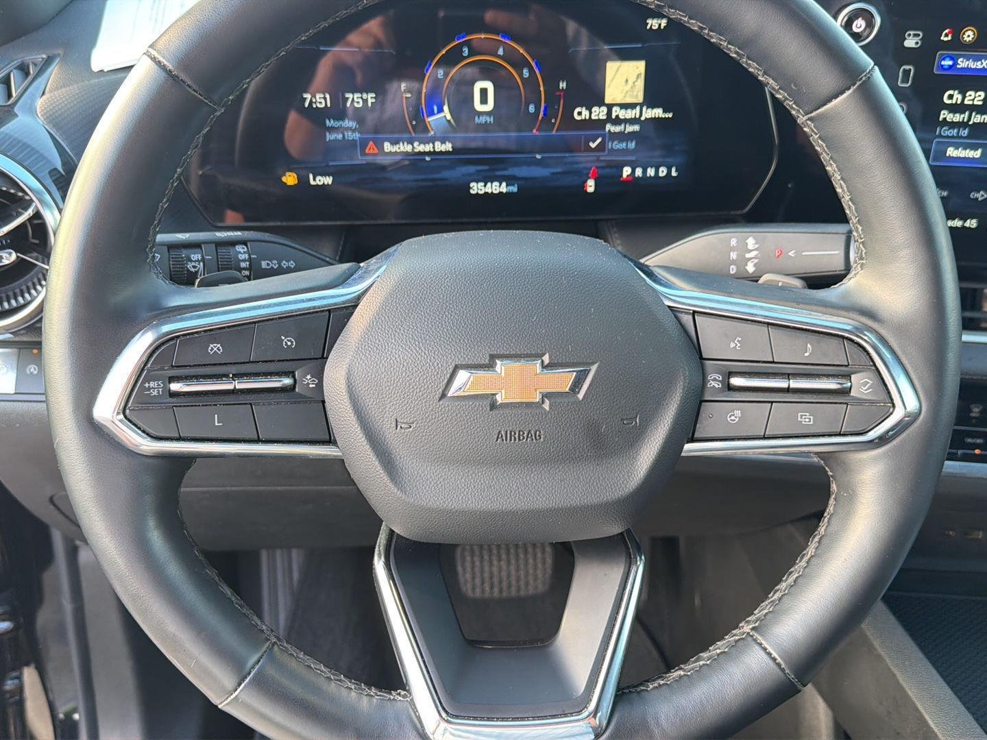 Used 2025 Mosaic Black Metallic Chevrolet FWD LT image 19