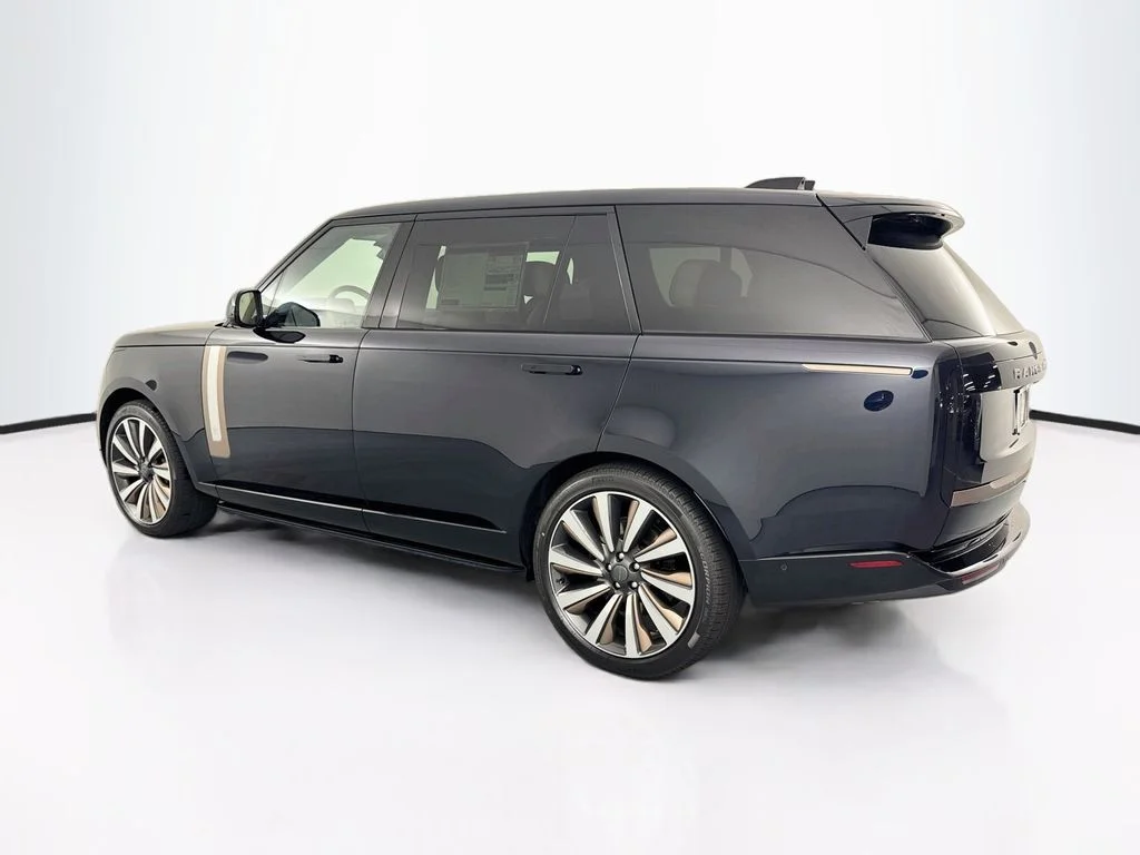 New 2026 Constellation Blue Ultra Metallic Gloss Land Rover SV image 7