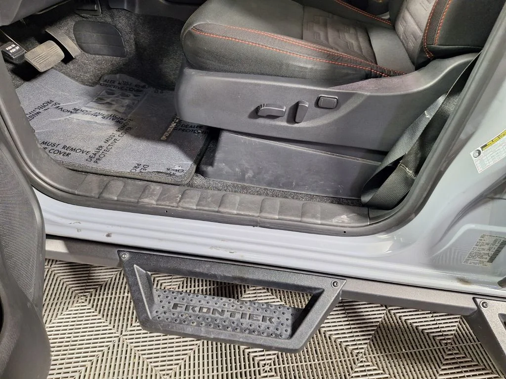 Used 2025 Boulder Gray Nissan PRO-X image 12