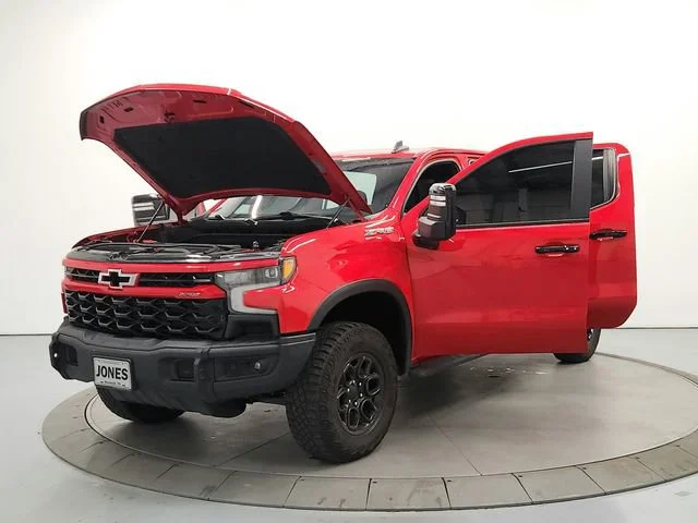 2023 Chevrolet Silverado 1500 ZR2 - Photo 11