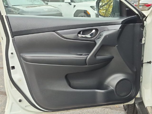 Used 2017 White Nissan SV image 12
