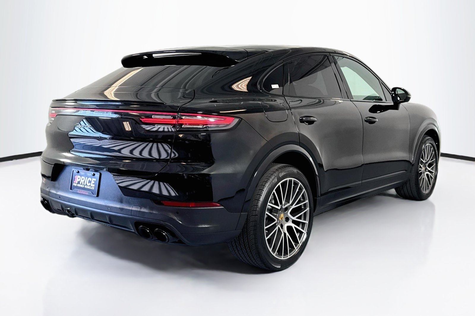 Used 2023 Black Porsche  image 5
